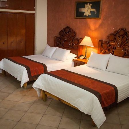 Hotel Real Azteca Boulevard León Kültér fotó