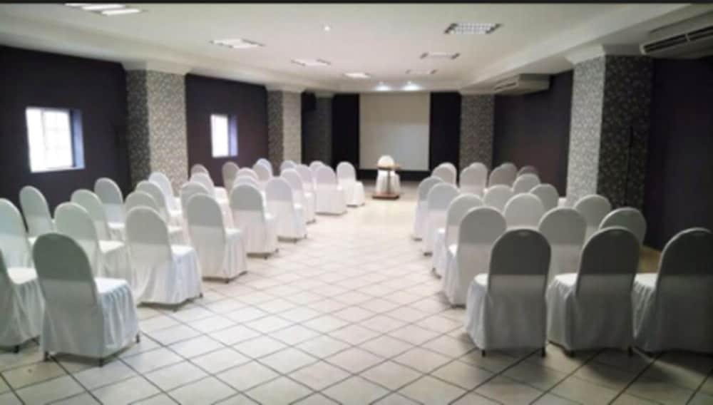 Hotel Real Azteca Boulevard León Kültér fotó
