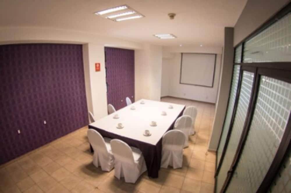 Hotel Real Azteca Boulevard León Kültér fotó
