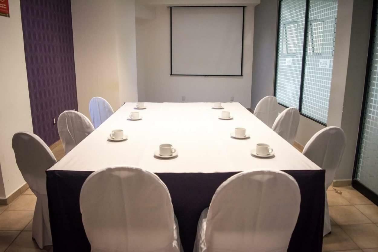 Hotel Real Azteca Boulevard León Kültér fotó